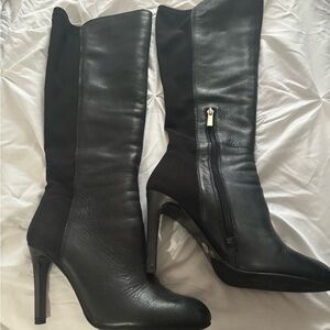 Vince Camuto VC-CALLE Black Leather knee high boots. 9M